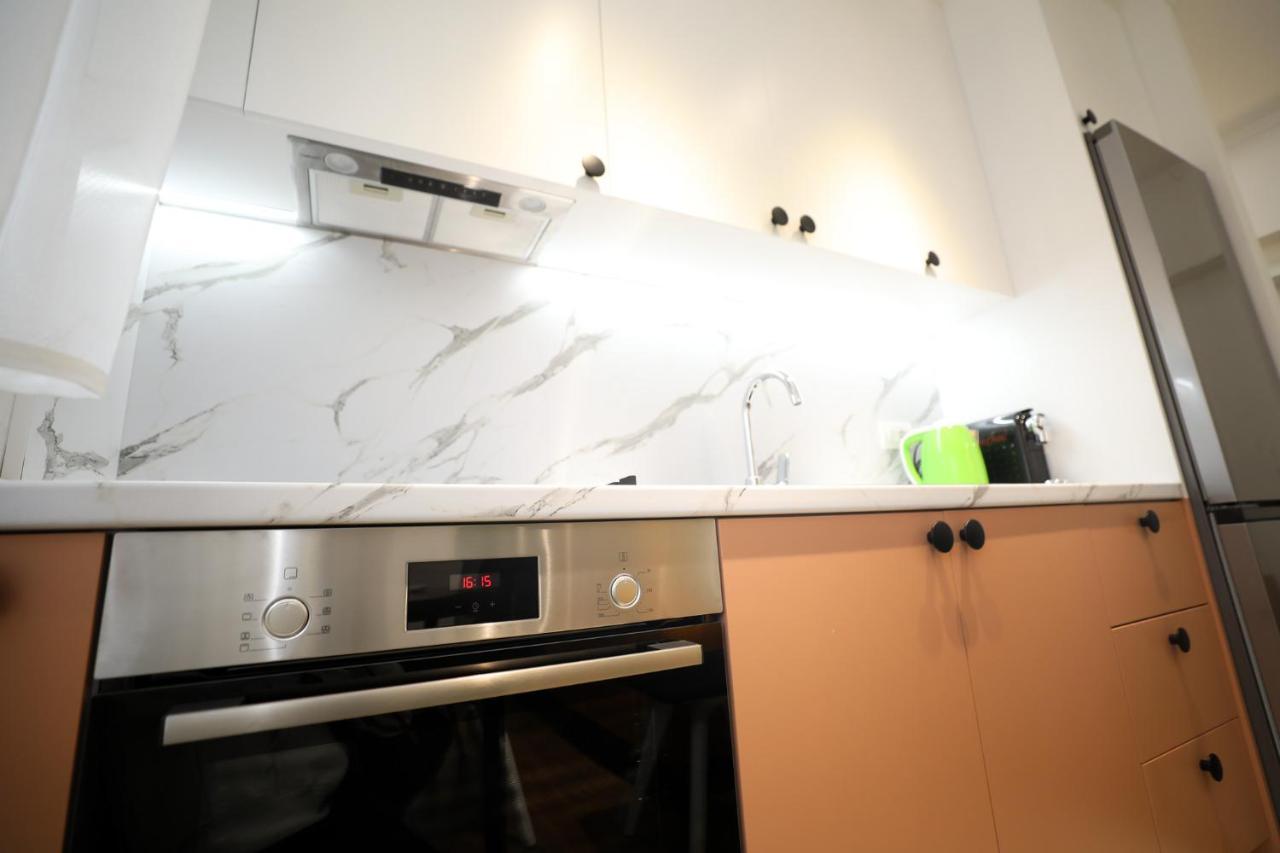Tirana Center Apartment - Your Cosy Corner Luaran gambar