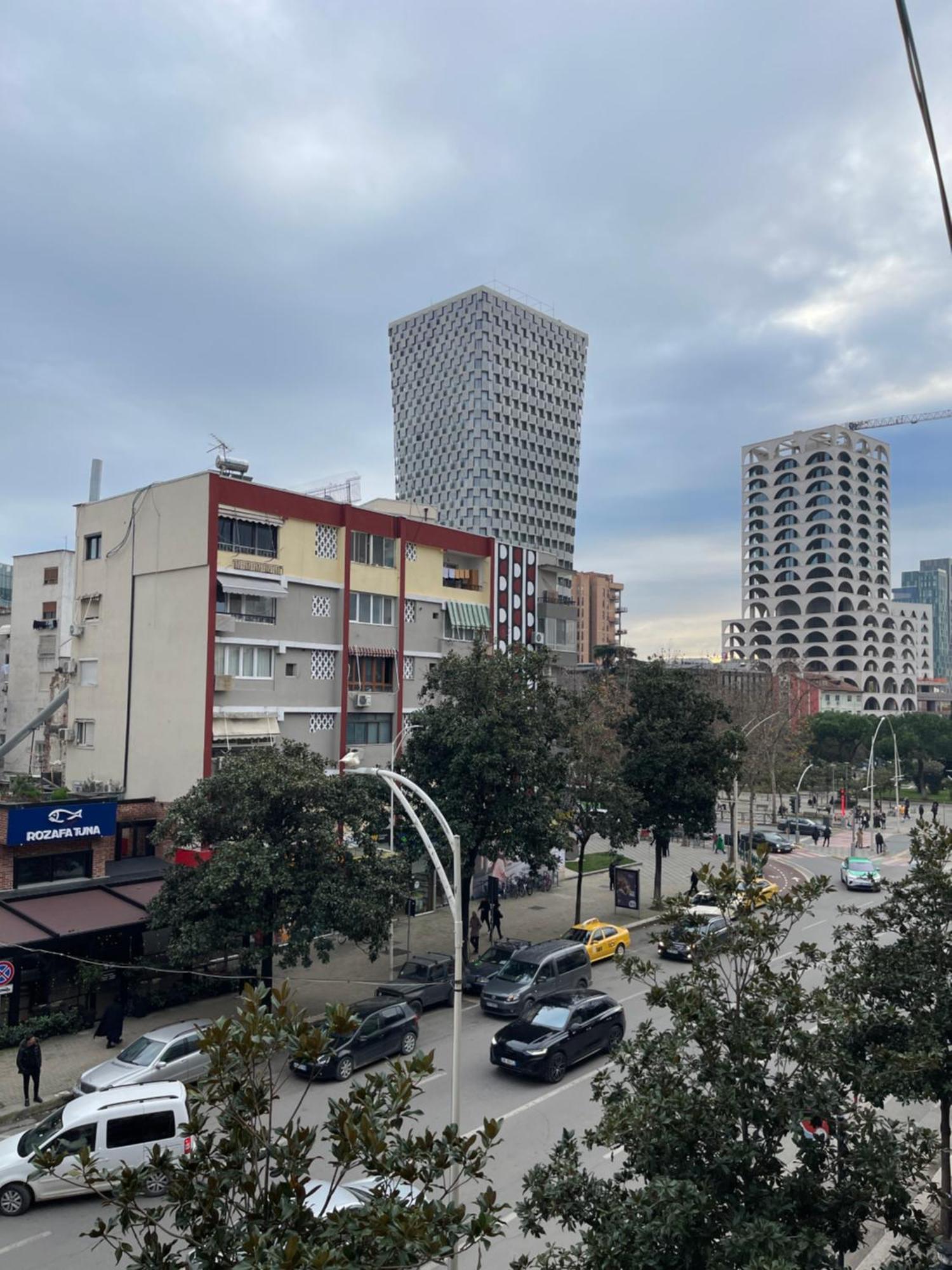 Tirana Center Apartment - Your Cosy Corner Luaran gambar